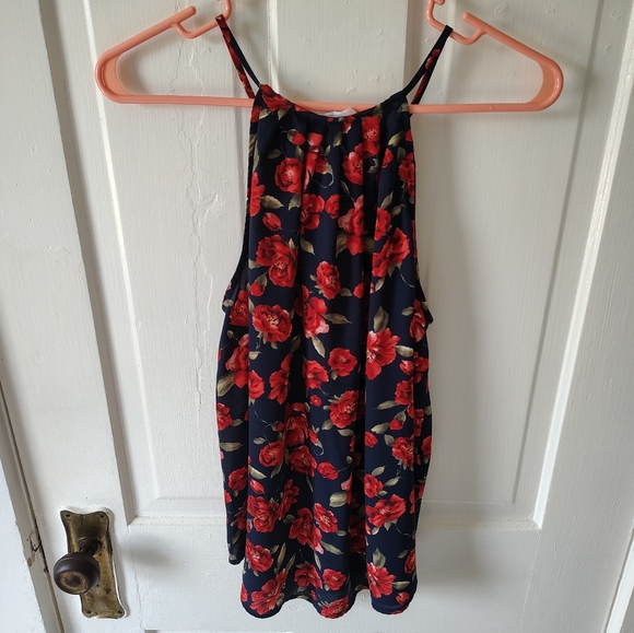*5 for $25* Lush Women's Medium Blue w/ Red Rose Pattern Spaghetti Strap Tank - Picture 2 of 8